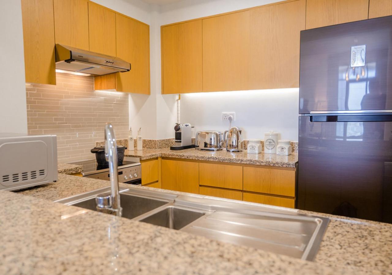 Nasma Luxury Stays - Bellevue Tower 1 Dubai Bagian luar foto