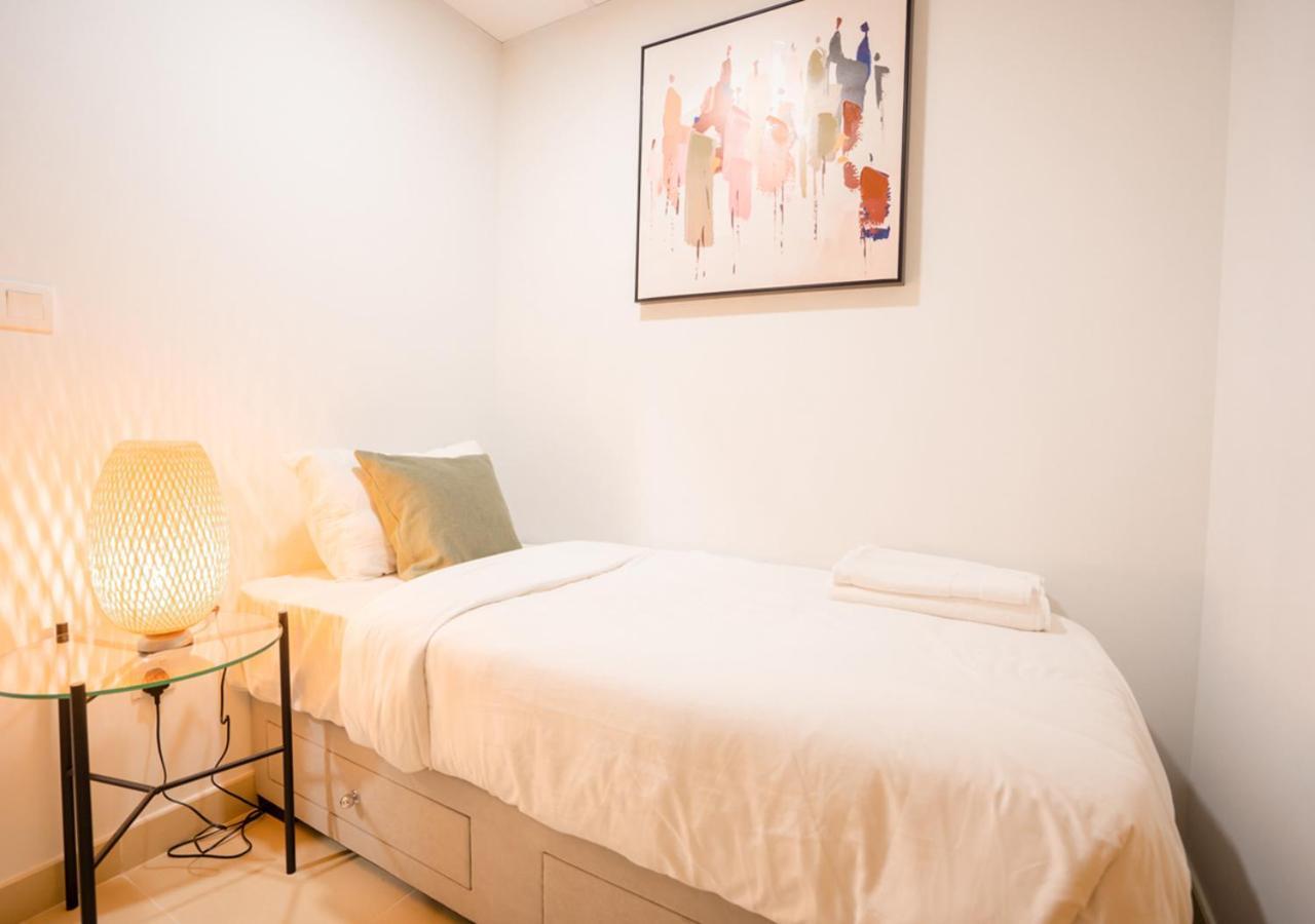 Nasma Luxury Stays - Bellevue Tower 1 Dubai Bagian luar foto